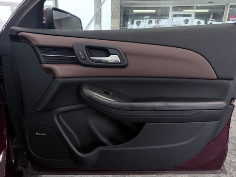 Used 2015 Chevrolet Malibu LTZ image 30