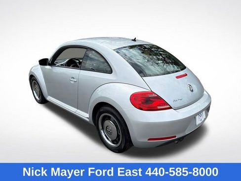 Used 2012 Volkswagen Beetle 2.5 FWD image 5