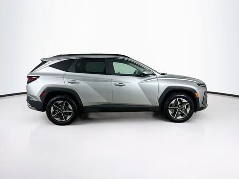 Used 2025 Hyundai Tucson SEL AWD/4WD image 10