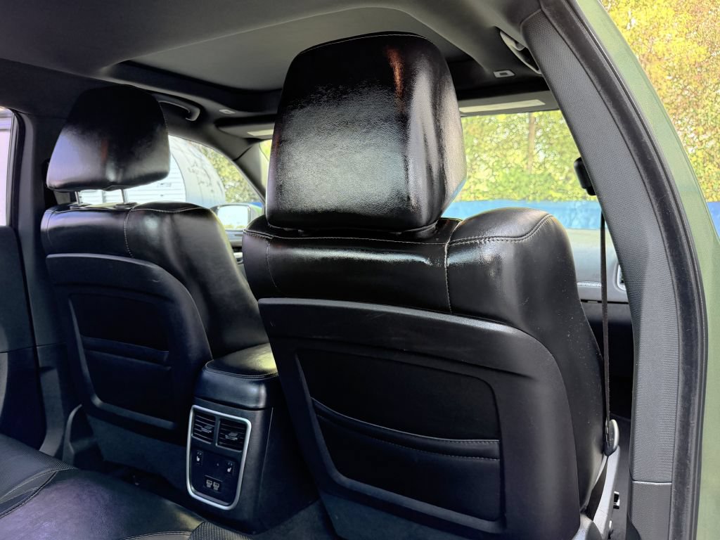 Used 2019 Dodge Charger SXT w/ Leather Interior Group RWD image 15