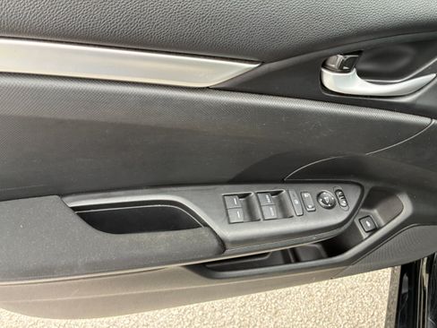 Used 2021 Honda Civic LX image 10