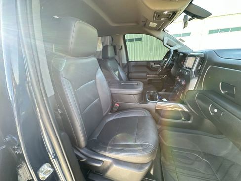 Used 2019 Chevrolet Silverado 1500 LT Trail Boss AWD/4WD image 27