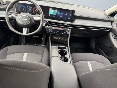 Used 2025 Hyundai Sonata SEL FWD image 10