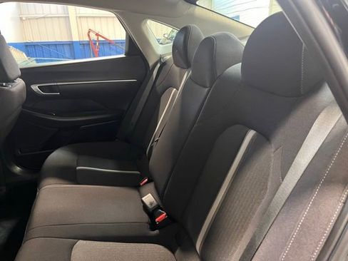 Used 2023 Hyundai Sonata SEL w/ Cargo Package image 18