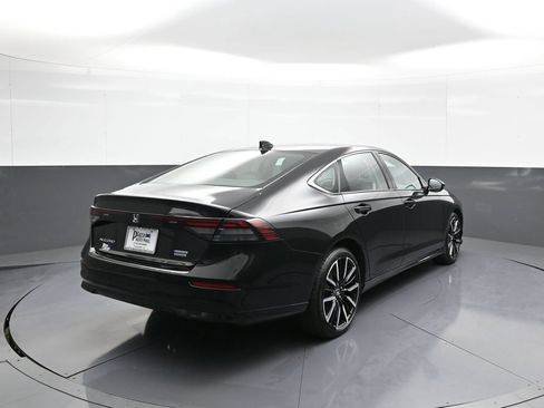 Certified 2025 Honda Accord Touring image 6