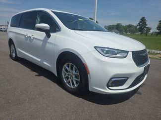 Used 2023 Chrysler Pacifica Touring-L FWD 360° Tour