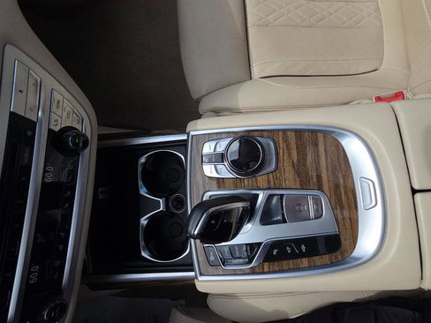 Used 2017 BMW 750i 750i image 31