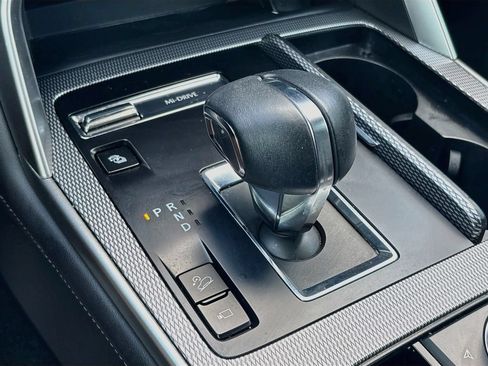 Certified 2025 MAZDA CX-90 Plug-In Hybrid w/ Premium Plus AWD/4WD image 17