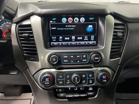 Used 2020 Chevrolet Tahoe LS w/ Enhanced Driver Alert Package image 8