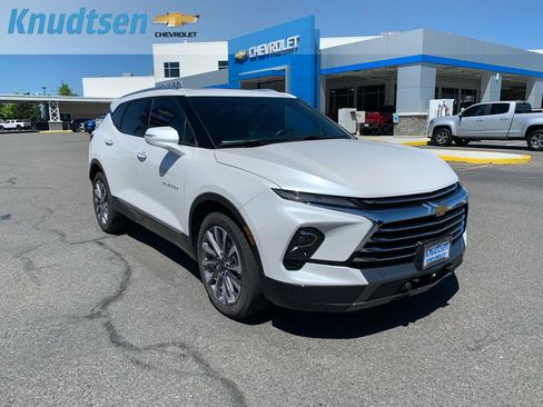 Used 2023 Chevrolet Blazer Premier w/ Driver Confidence II Package AWD/4WD image 1