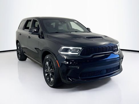 Used 2022 Dodge Durango GT image 3