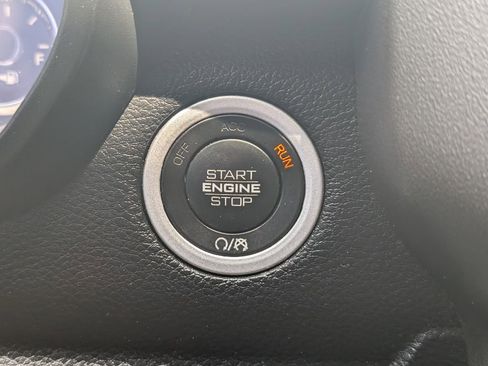 Used 2020 RAM 1500 Big Horn RWD image 16