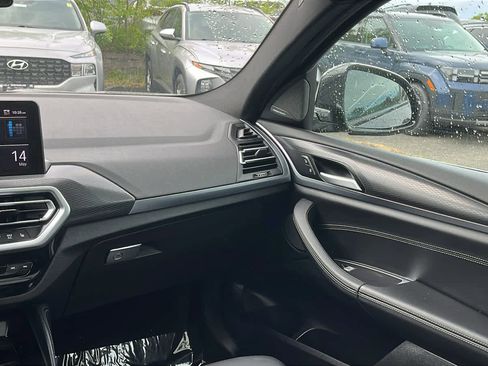 Used 2024 BMW X4 xDrive30i w/ Premium Package AWD/4WD image 24