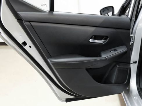 Used 2021 Nissan Sentra SV FWD image 45