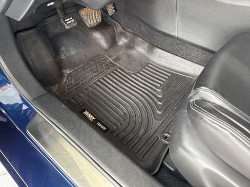 Used 2021 Nissan Maxima 3.5 SV w/ Floor Mat Group FWD image 16
