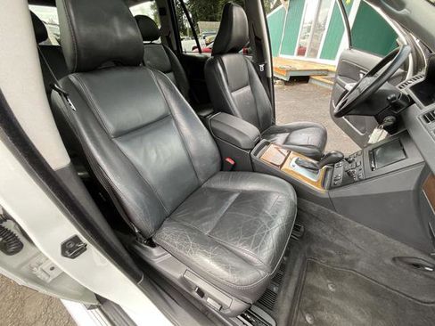 Used 2005 Volvo XC90 2.5T AWD/4WD image 17