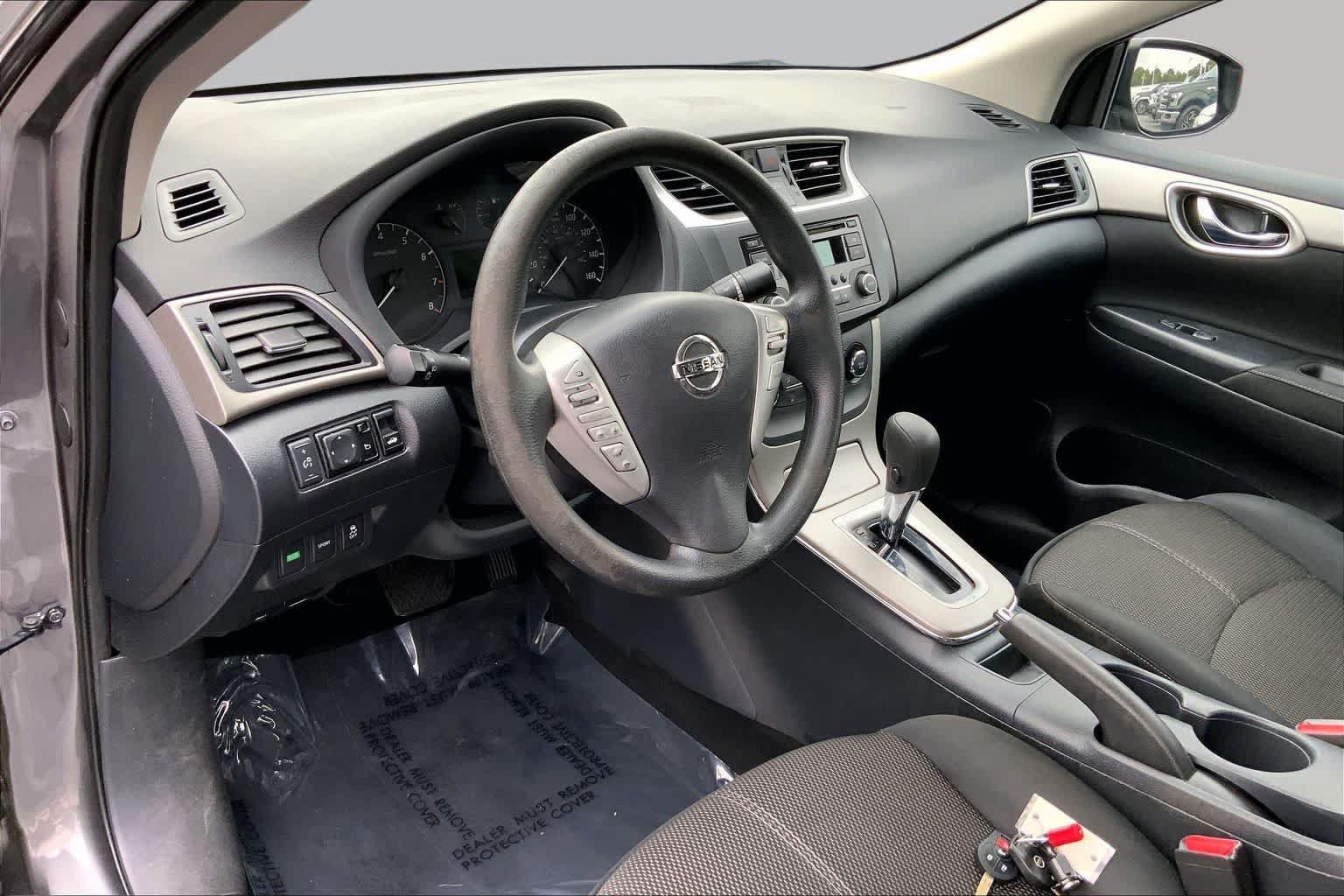 Used 2015 Nissan Sentra S FWD image 15