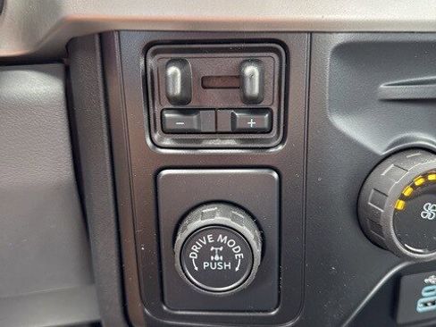 Used 2024 Ford F350 XL w/ 360-Degree Camera Package image 45