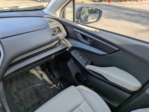 Certified 2025 Subaru Ascent Premium AWD/4WD image 19