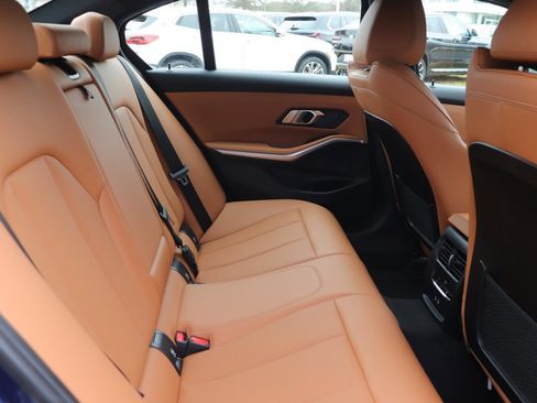 Certified 2023 BMW 330i 330i w/ Driving Assistance Package image 18