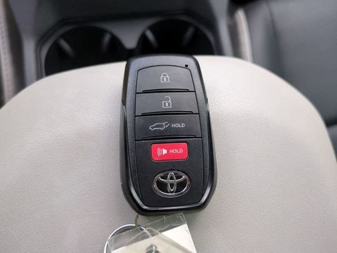 Used 2026 Toyota bZ FWD image 28