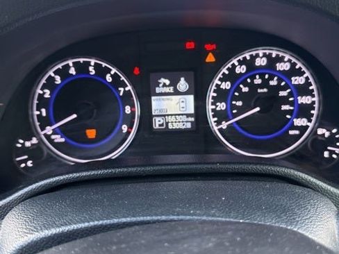 Used 2015 INFINITI Q60 Convertible w/ Premium Package image 13