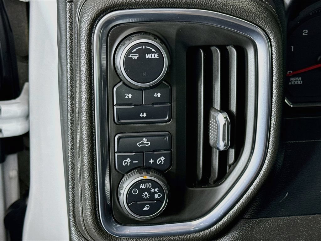 Used 2022 Chevrolet Silverado 2500 LT w/ Fleet Comfort Package AWD/4WD image 10