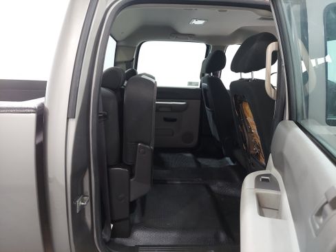 Used 2014 Chevrolet Silverado 2500 W/T image 14