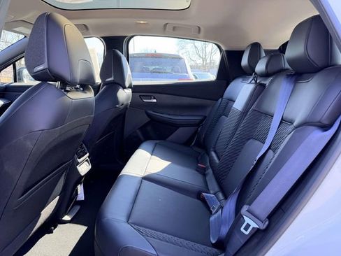 New 2026 Nissan Leaf Platinum+ w/ Cargo Package (Platinum+) FWD image 13