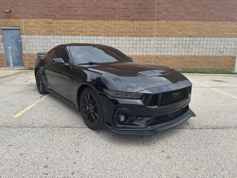 Used 2024 Ford Mustang GT Premium RWD image 8