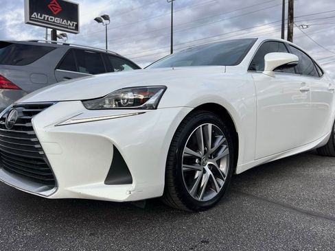 Used 2018 Lexus IS 300 image 14