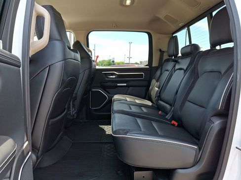 Used 2021 RAM 1500 Laramie AWD/4WD image 11