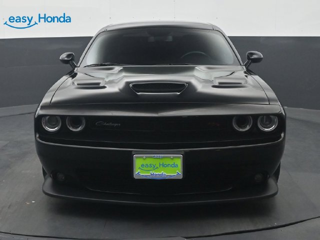 Used 2023 Dodge Challenger R/T Scat Pack RWD image 2