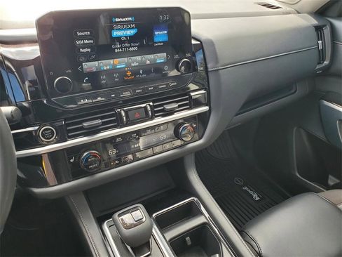 Used 2022 Nissan Pathfinder SL w/ SL Premium Package image 27