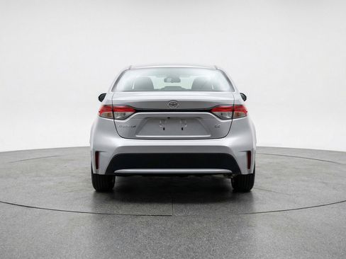 Used 2025 Toyota Corolla LE FWD image 7