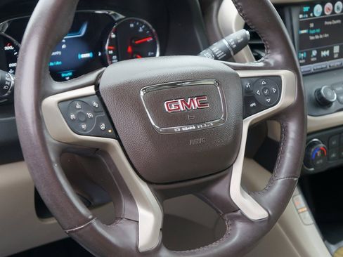 Used 2019 GMC Acadia Denali w/ Technology Package image 14