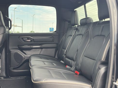 Used 2022 RAM 1500 Limited w/ Body Color Bumper Group AWD/4WD image 25