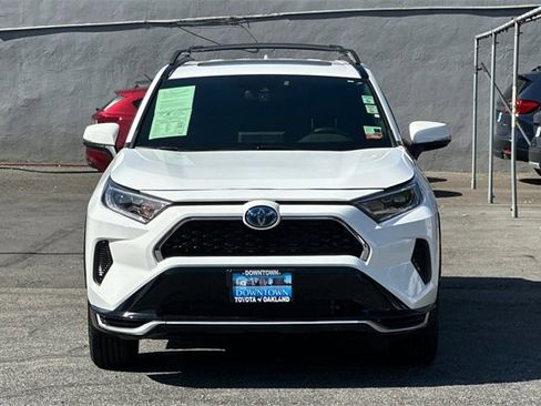 Used 2021 Toyota RAV4 SE image 9