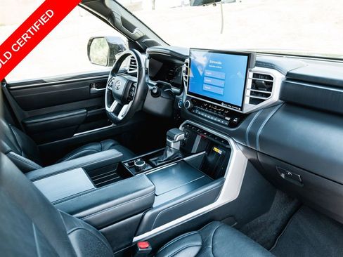 Certified 2024 Toyota Sequoia Platinum AWD/4WD image 11