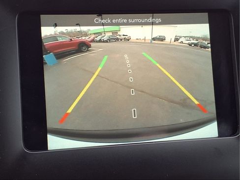 Used 2021 Jeep Cherokee Latitude Plus image 17