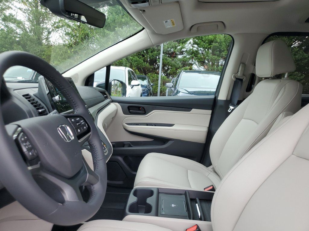 New 2027 Honda Odyssey EX-L image 14