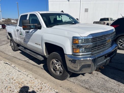 Used 2016 Chevrolet Silverado 2500 W/T w/ WT Convenience Package image 2