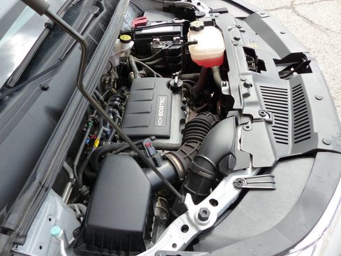 Used 2019 Chevrolet Trax LT w/ LT Convenience Package image 33