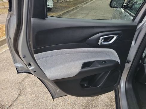 Used 2024 Jeep Compass Latitude w/ Altitude Special Edition image 30