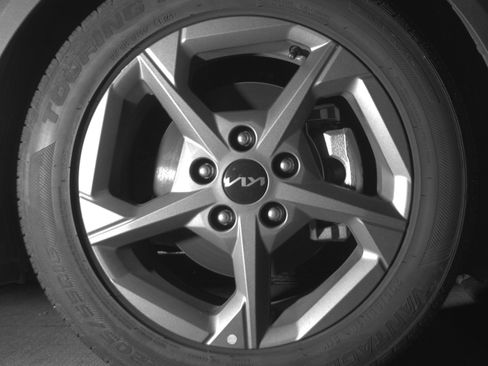 Used 2025 Kia K4 FWD image 13