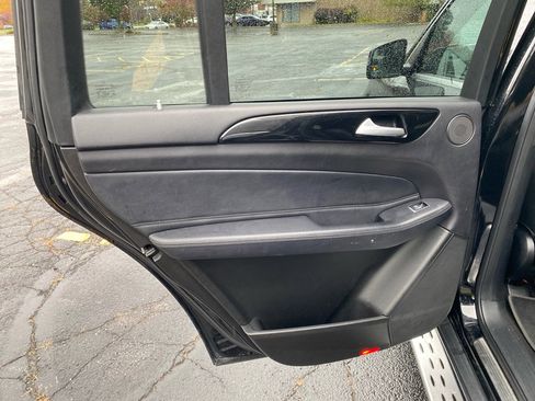 Used 2018 Mercedes-Benz GLS 450 4MATIC image 23