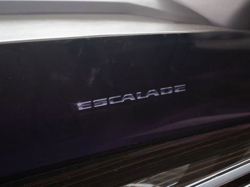 Certified 2025 Cadillac Escalade Premium Luxury w/ Touring Package image 23