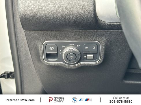 Used 2022 Mercedes-Benz GLB 250 4MATIC image 27