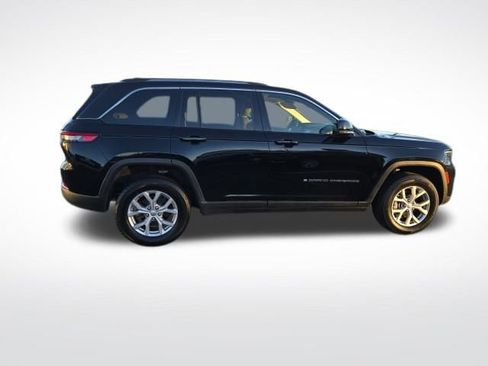 Used 2022 Jeep Grand Cherokee Limited image 8