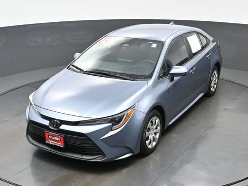 Used 2024 Toyota Corolla LE FWD image 32